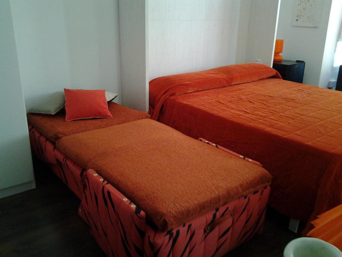 Apartamento Estudio Linea De Playa Vinaros Bagian luar foto
